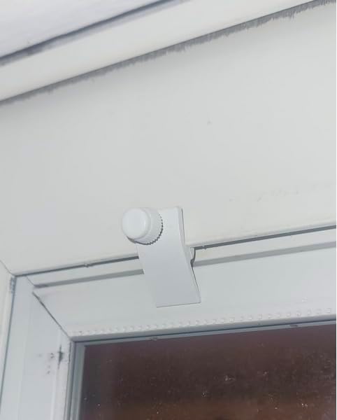 Premium 5/16" Offset White Storm Door Panel Clips - Image 4