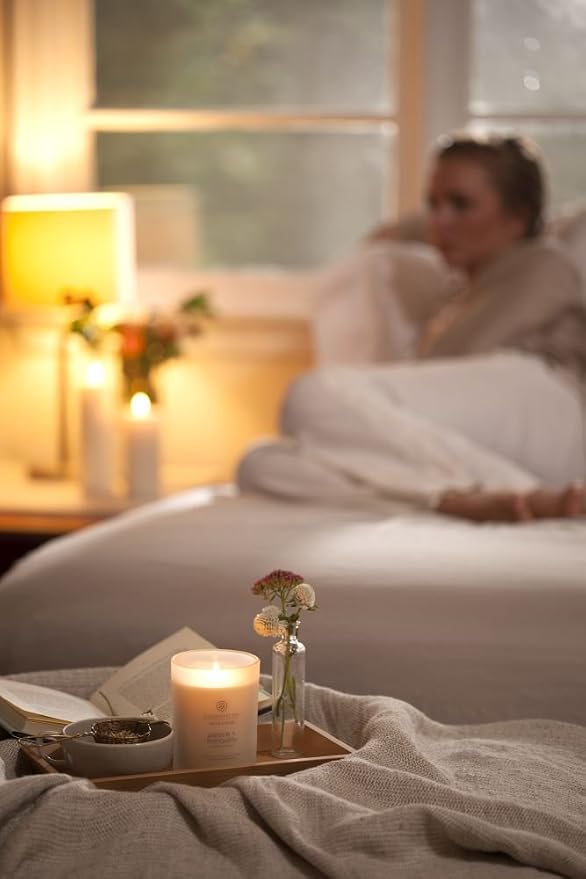 Chesapeake Bay Candle Scented Candle Peace + Tranquility Medium Jar Home Décor - Image 2