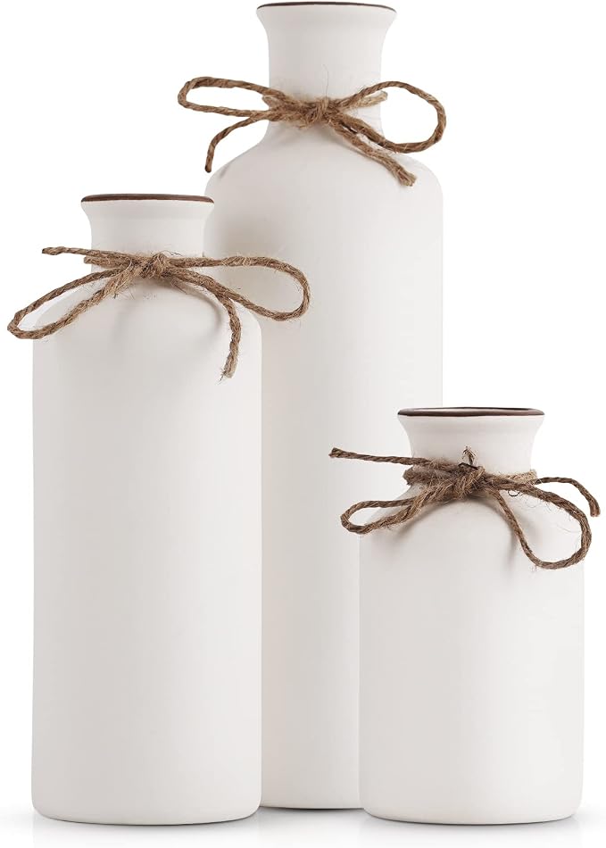 White Ceramic Vase Set by QIANLING