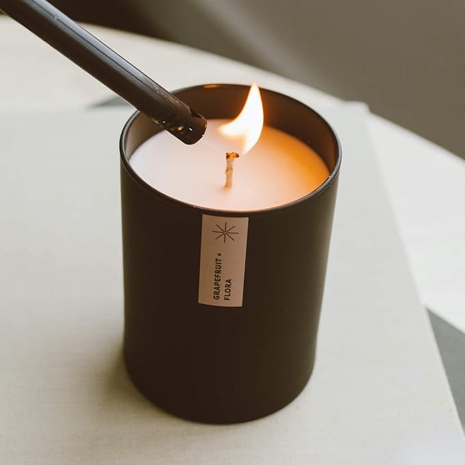 Grapefruit & Flora Scented Candle - Image 5