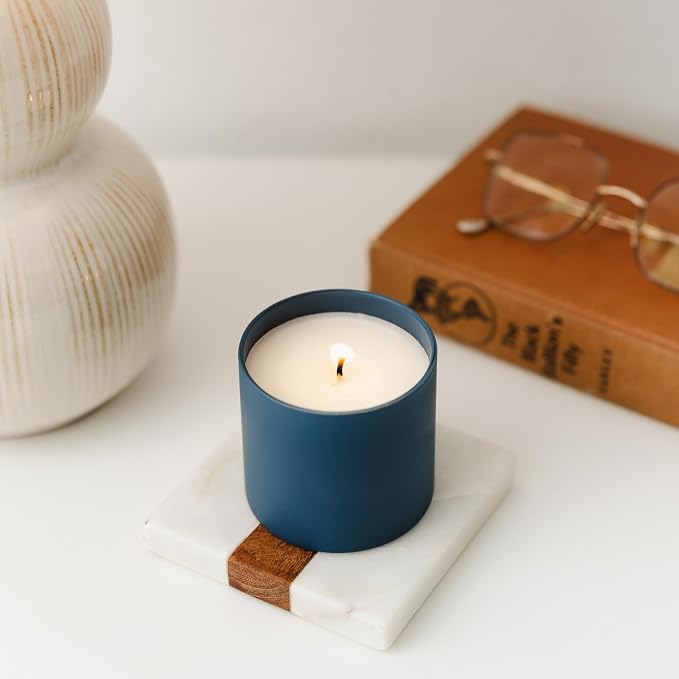 Dignity Series Oakmoss & Amber Scented Candle | 35 Hour Burn - Image 4