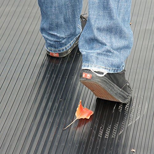 Rubber-Cal Wide-Rib Corrugated Rubber Floor Mat - Image 6