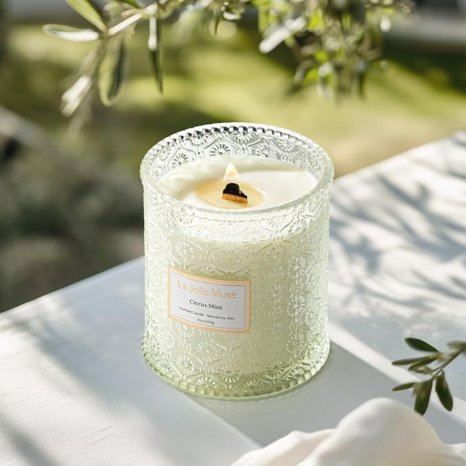 LA JOLIE MUSE Citrus Mint Scented Candle - Image 3