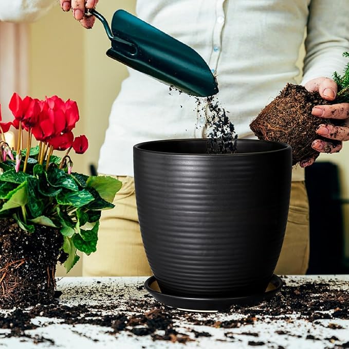 Ceramic Plant Pot 10 Inch - Image 4