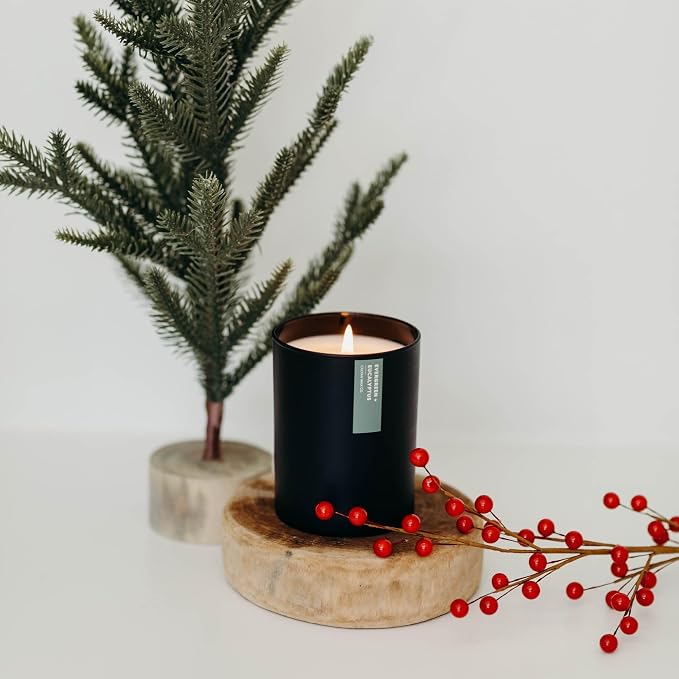 Evergreen & Eucalyptus Scented Candle - Image 5