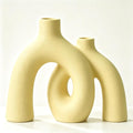 Hug Donut Decorative Vase Set by Jonronboci