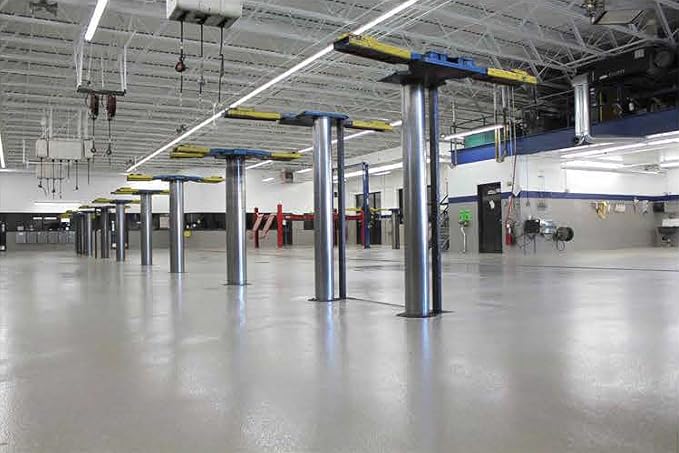 Rust-Oleum RockSolid Polycuramine High Gloss Clear Top Coat | Chemical Resistant - Image 3