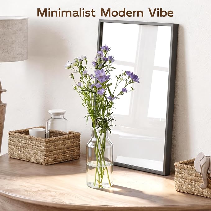 Clear Glass Vase, Small Glass Flower Vase, 7.6 inch Mini Vase - Image 3