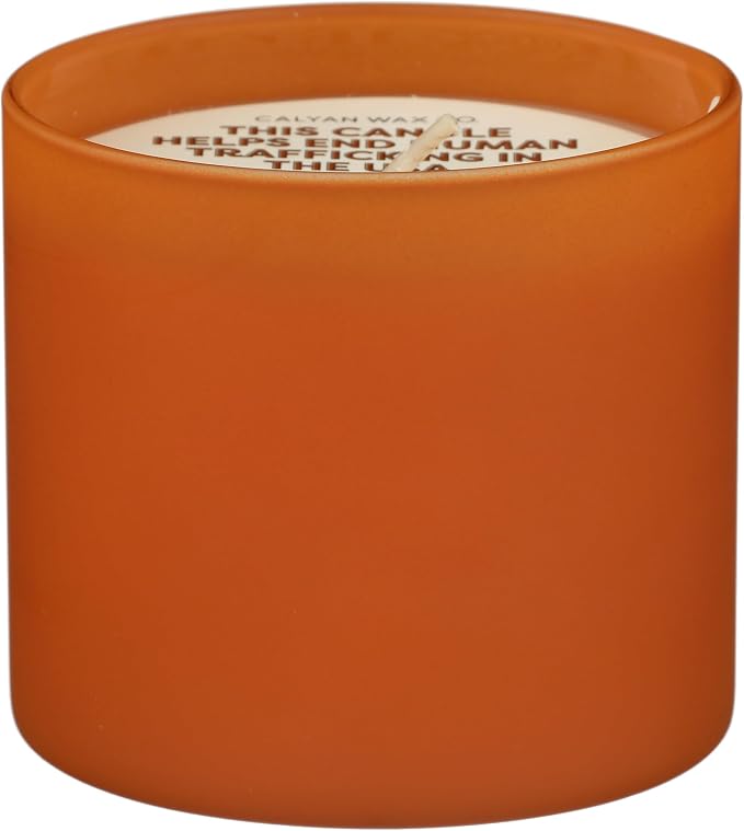Dignity Series Cedar & Tobacco Scented Candle - Image 4