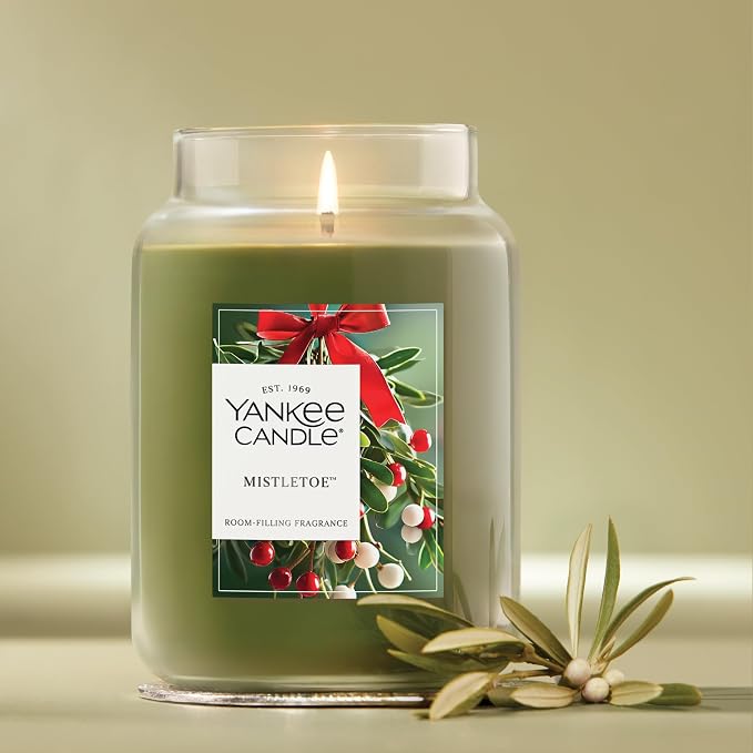 Yankee Candle Mistletoe, Christmas Scented Candle, 22oz Large Jar - Image 4