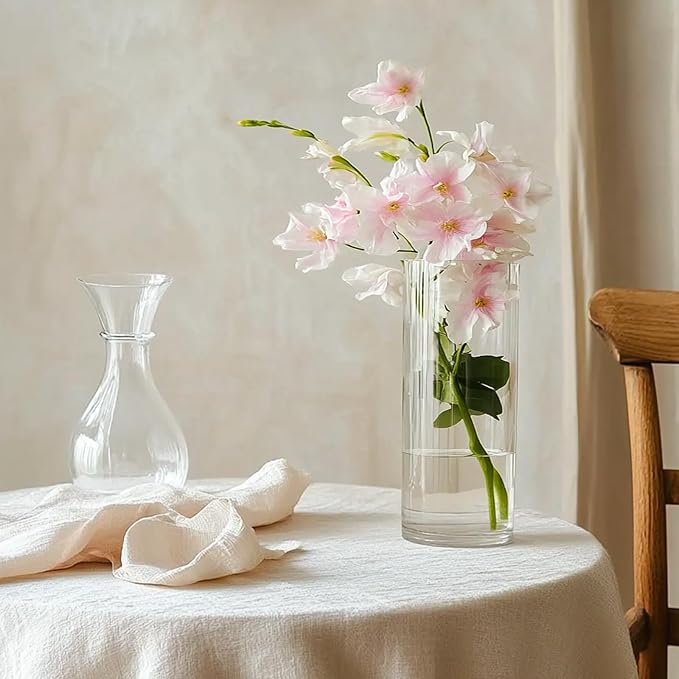 12pcs 8 Inch Clear Glass Cylinder Vases - Image 3