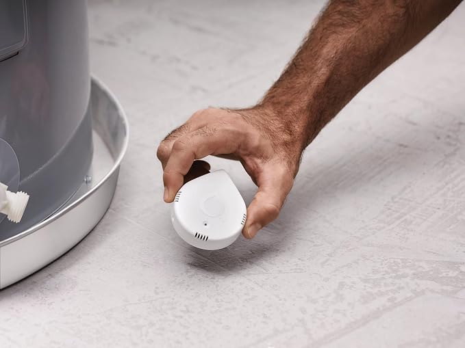 Moen Flo Smart Water Leak Detector, Drip or Flood Sensor Alarm - Image 8