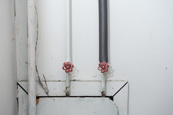Duck Brand Foam Pipe Covers, Pipe Insulation Foam Tubes - Image 6