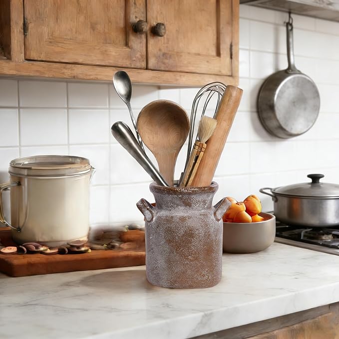 Quoowiit Ceramic Rustic Farmhouse Vase, Distressed Decorative Flower Vases - Image 9