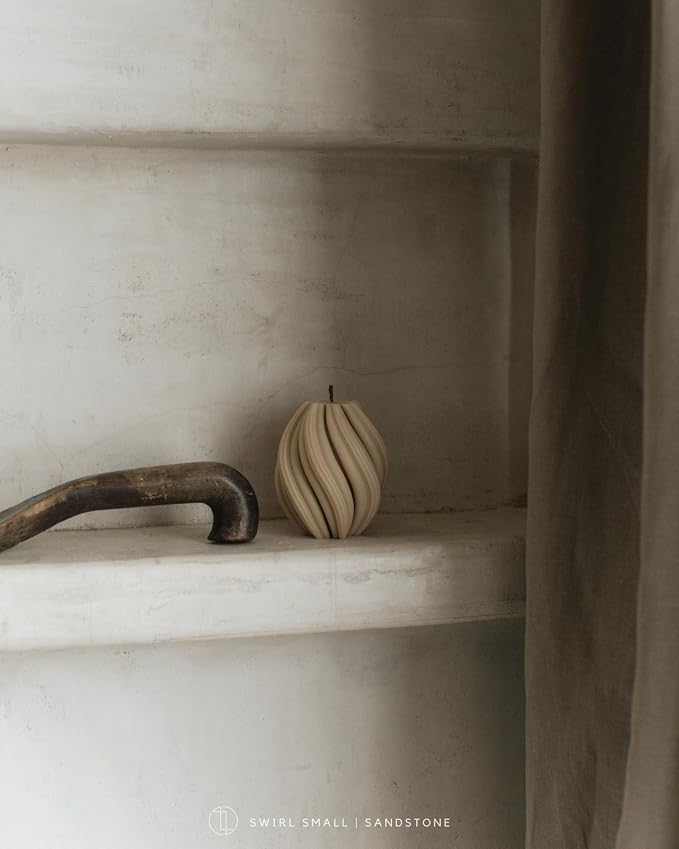 LAWA Swirl Candle - Image 5
