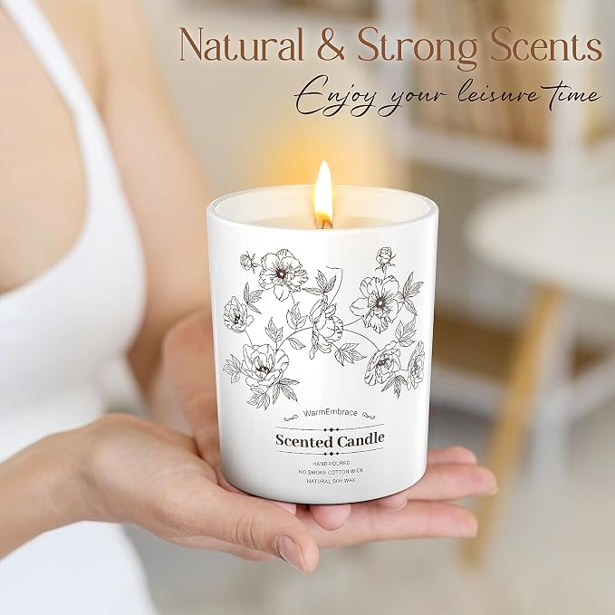 WarmEmbrace Deluxe Scented Candle - Image 4