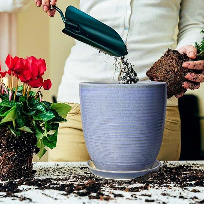 10 Inch Plant Pot - Image 4