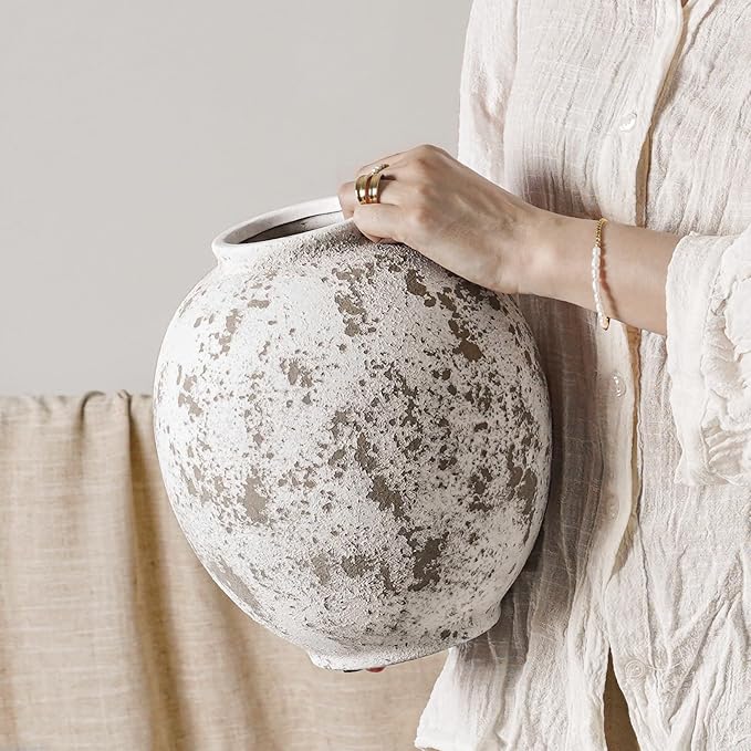 Large White Ceramic Vase by LETAUCIGARDEN