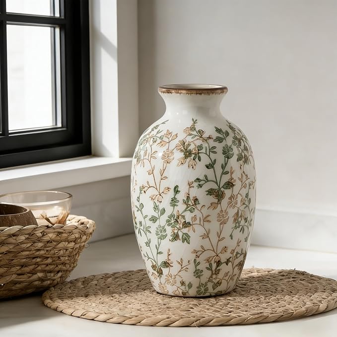 Green and Beige Antique Vase, 7.95" Vintage Chinoiserie Floral Vase, Modern - Image 5