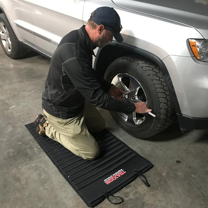 Traxion 1-500 VersaMat Roll-Up High Density Foam Utility Mat - Image 3