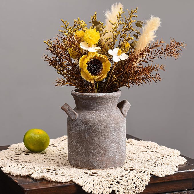Quoowiit Ceramic Rustic Farmhouse Vase, Distressed Decorative Flower Vases by Quoowiit