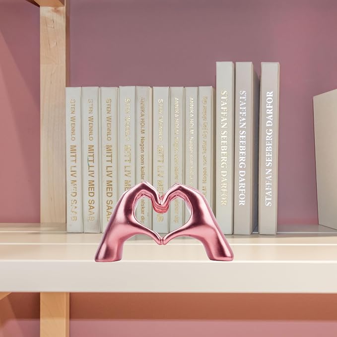 Lynagert Small Heart Hands Sculpture Decor - Image 3