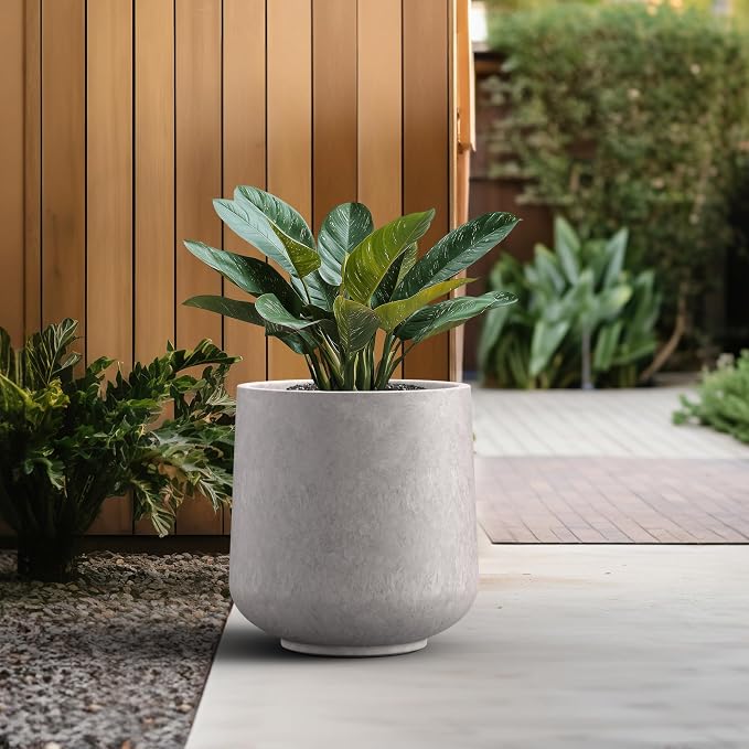 Kante Large Round Curved CON Gray Concrete Planter 16.5" Dia, Outdoor | Rubber - Image 5