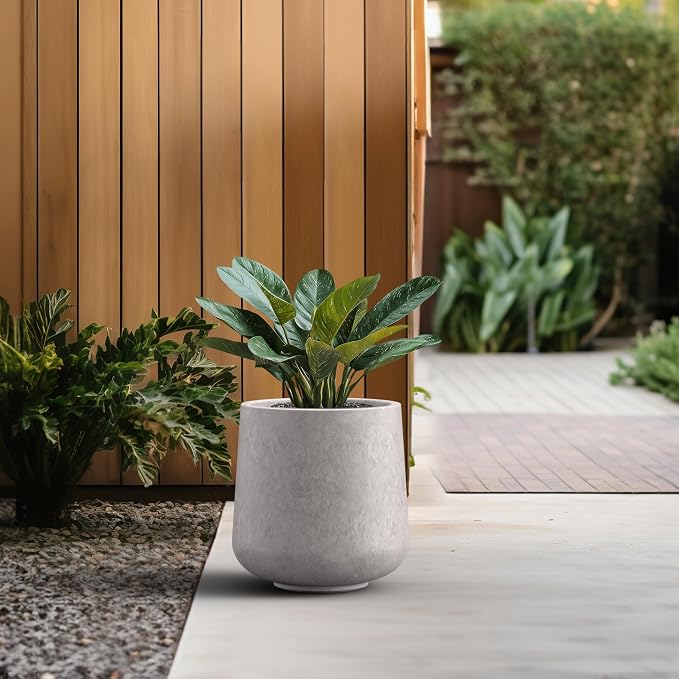 Kante Accent Round Curved CON Gray Concrete Planter 13" Dia, Outdoor | Rubber - Image 4
