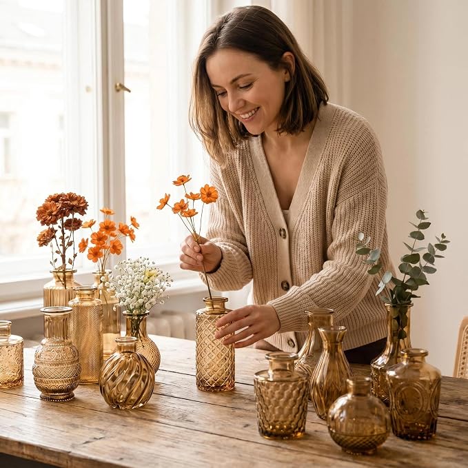 Mini Bud Vases As Wedding Centerpieces - Image 6