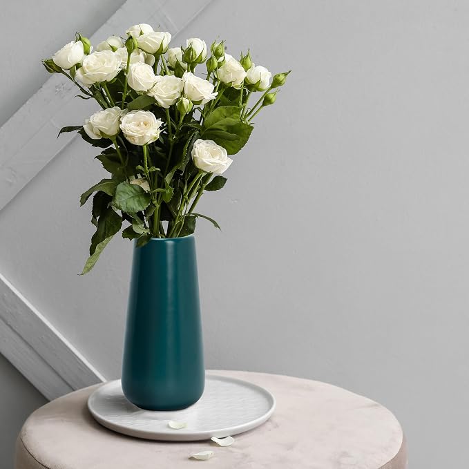 D'vine Dev 8 Inch Ceramic Flower Vase Matte Finishing, Minimalist Design - Image 3