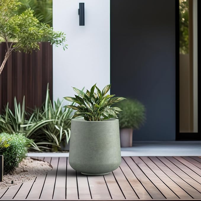Kante Accent Round Curved Mint Green Concrete Planter 13" Dia, Outdoor | Rubber - Image 3