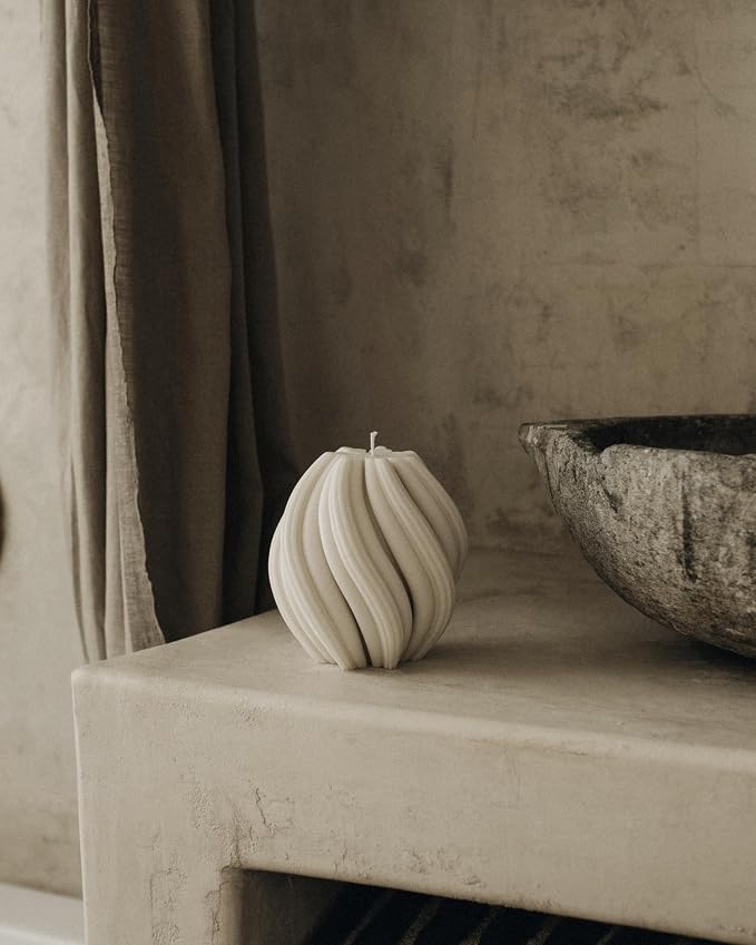 LAWA Swirl Candle - Image 5