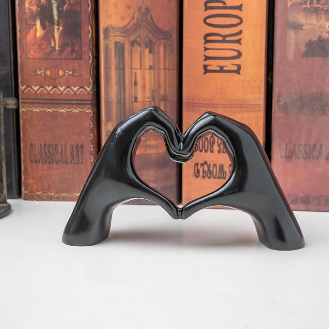 Small Heart Hands Sculpture Decor - Image 5