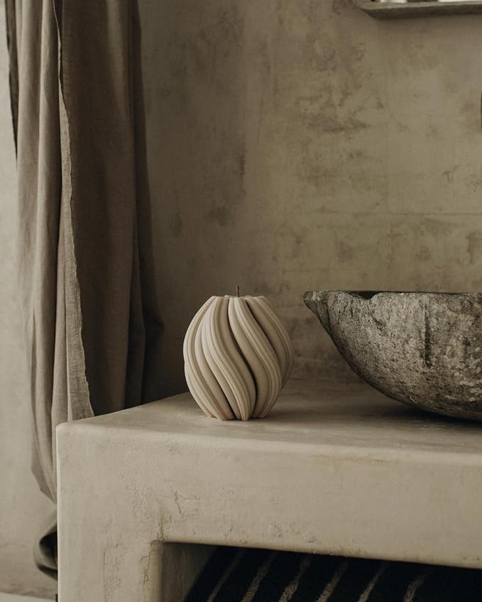 LAWA Swirl Candle - Image 6