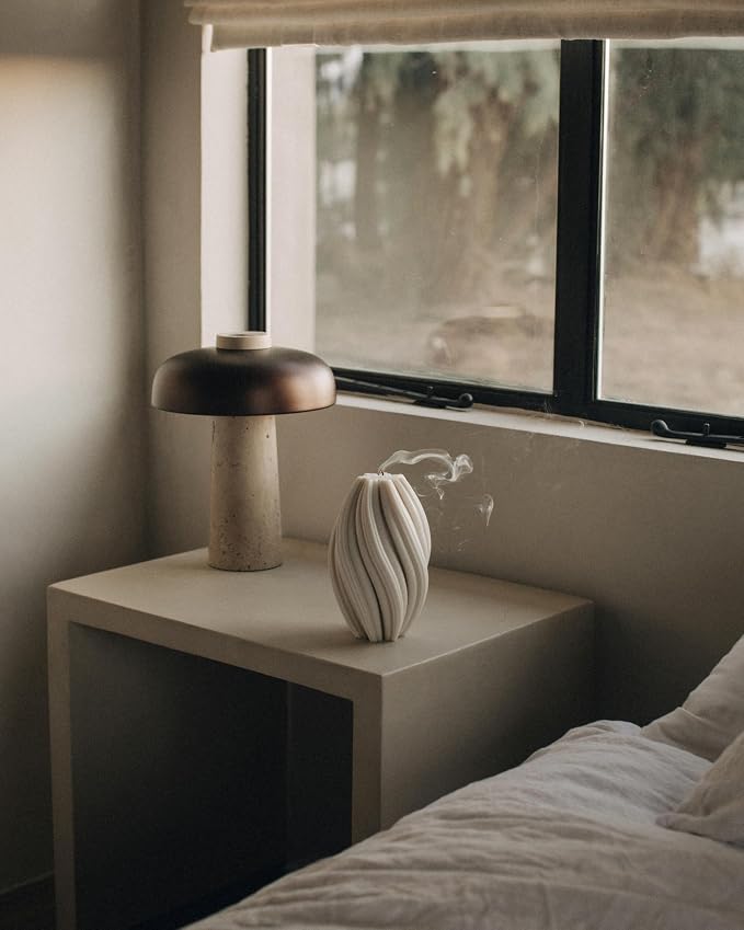 LAWA Swirl Candle - Image 2