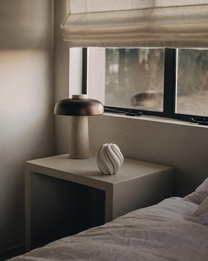 LAWA Swirl Candle - Image 2