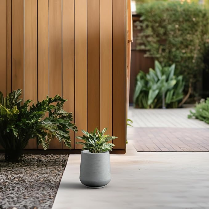 Kante Small Round Curved Pale Gray Concrete Planter 9.4" Dia, Outdoor | Rubber - Image 5