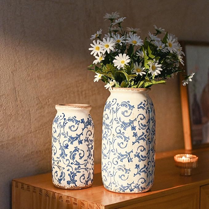 VICTOR & TERESA Rustic Blue and White Vase - Image 5