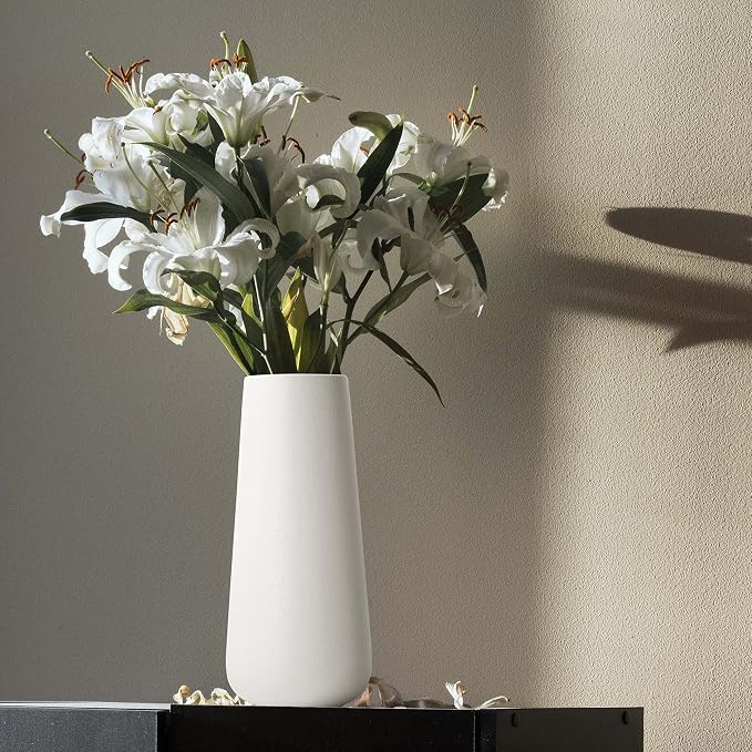D'vine Dev 11 Inch Ceramic Flower Vase Textured Finishing, Minimalist Design - Image 4